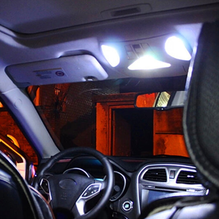 2 PCS 31mm DC12V / 2.5W / 6000K / 170LM 6LEDs SMD-3030 Car Reading Lamp Dome Light, 31mm