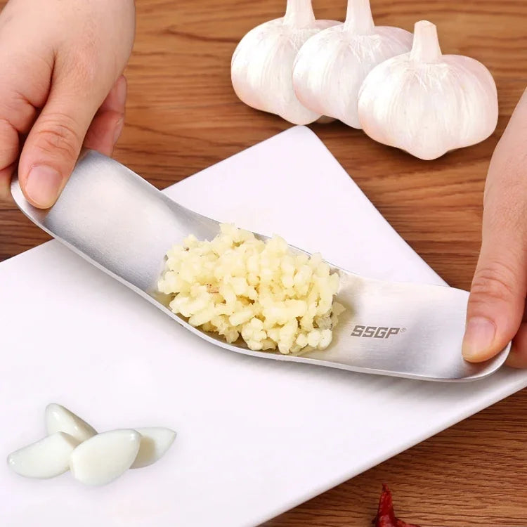 SSGP Kitchen Tool Manual 304 Stainless Steel Brushed Texture Garlic Presser, 304 Stainless Steel Garlic Crusher