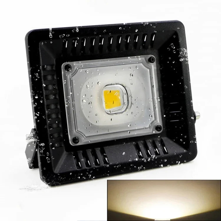 Luminous Flux: > 2400LM, PF > 0.9, RA > 80, AC 90-140V