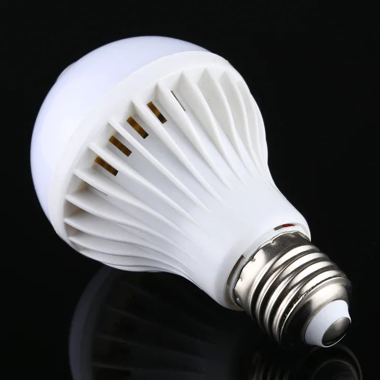 E27 7W 16 LEDs SMD 5730 450LM Infrared Motion Sensor LED Light Bulb, Sensor Distance: 4-6m, AC 220V, E27 7W White Light