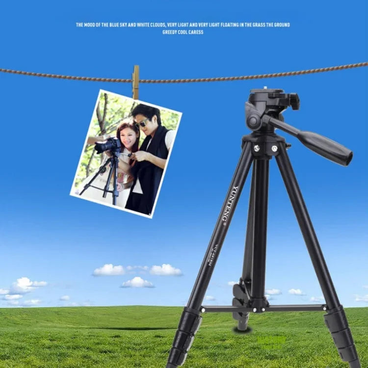 YUNTENG VCT-681 138cm SLR / Micro-SLR / Digital Cameras Tripod Stand, 4-Section Folding Aluminum Legs, Suitable for Canon / Nikon / Panasonic / Pentax / Casio / Sony / Fuji (Load Capacity: 3kg)