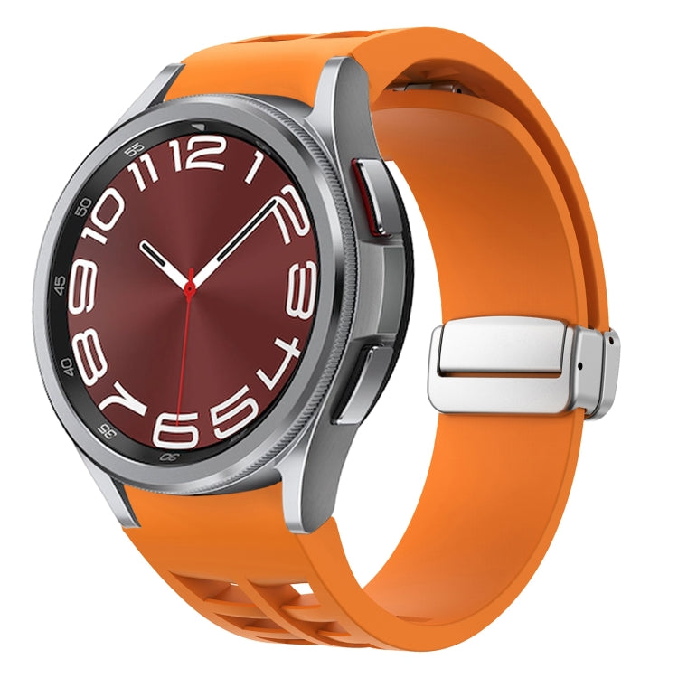 Richard Magnetic Folding Silver Buckle Silicone Watch Band, For Sansung Galaxy Watch 5 Pro 45mm, For Samsung Galaxy Watch 7 40 / 44mm, For Samsung Galaxy Watch 6 Classic 43 / 47mm